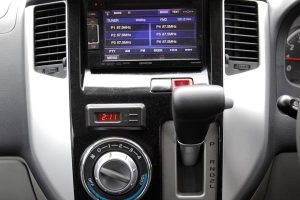 Daihatsu_Luxio_X_-03