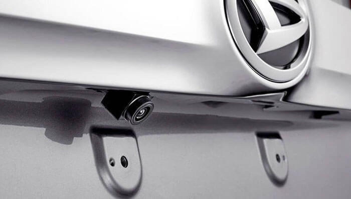 new-daihatsu-sigra-parking-camera