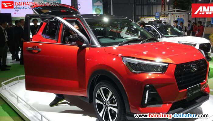Daihatsu Rocky Mendapat 5 Bintang di Tes Tabrak