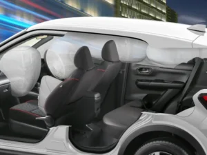 Daihatsu Rocky menampilkan fitur keselamatan canggih.