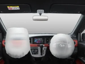 Daihatsu Sigra dilengkapi fitur keselamatan lengkap.